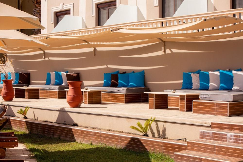 Heaven Hotel Thessaloniki Airport Neon Rysion Екстер'єр фото